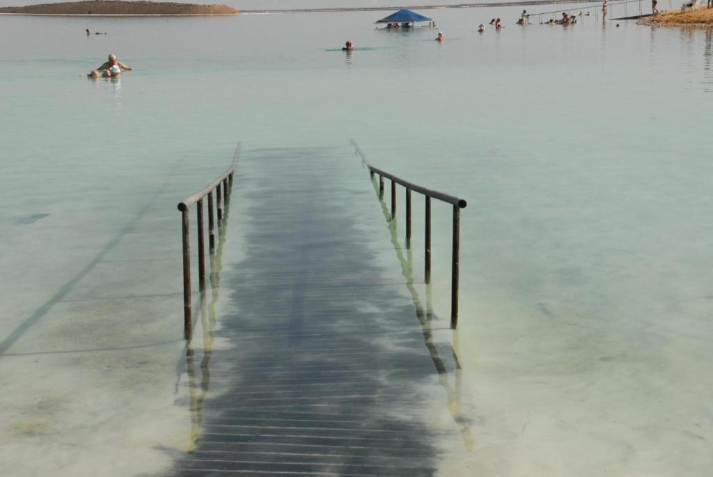 Ein Gedi Rooms Neve Zohar Exterior foto