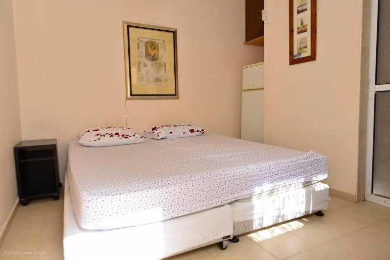 Ein Gedi Rooms Neve Zohar Exterior foto